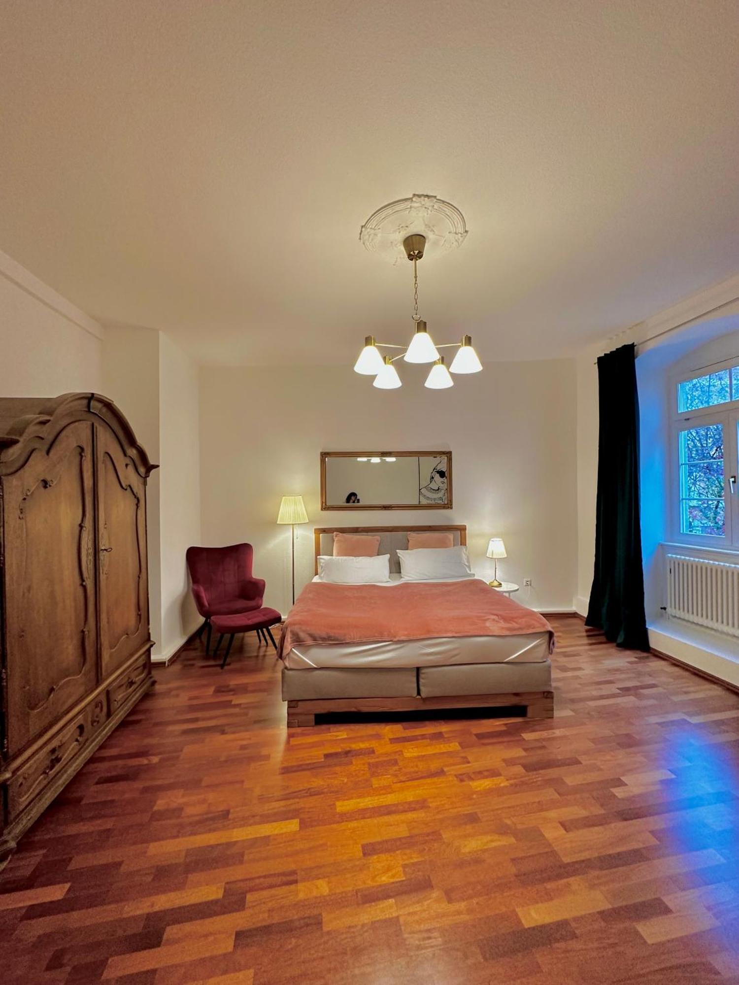 Hirsch Appartements Baden-Baden Exterior foto